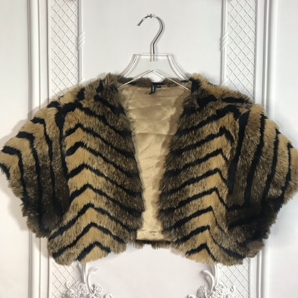 Vintage Y2K Cropped Faux Fur Tiger shrug Jacket L